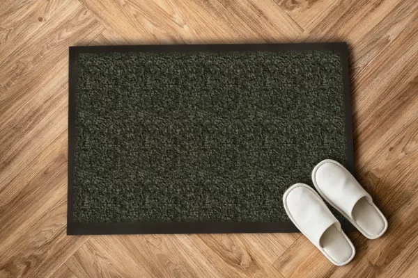 Tapis d'entrée vert foncé