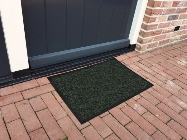 Tapis d'entrée vert foncé