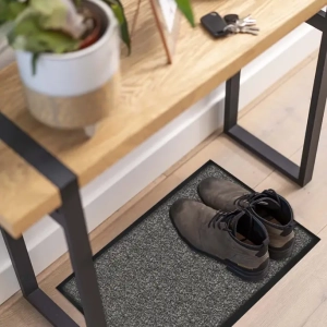 Mock up - tapis entrée sous table - Star 75